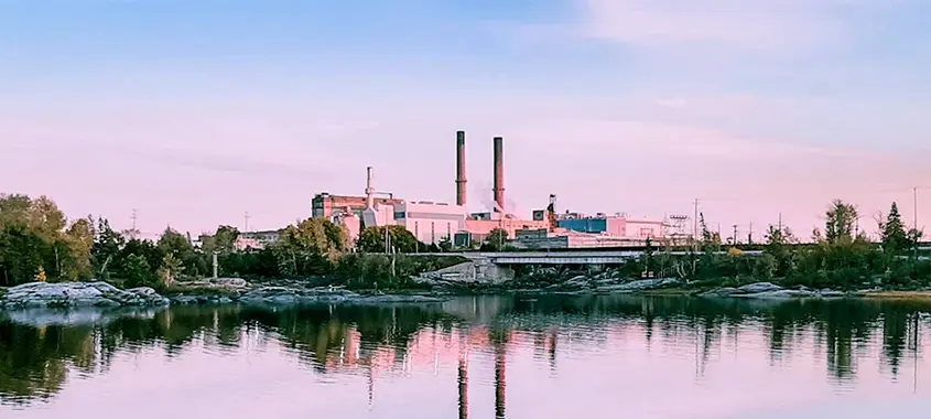 L'usine de Kap Paper située à Kapuskasing, en Ontario.