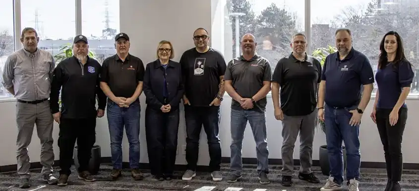 Les membres du comité exécutif du Conseil de la foresterie du syndicat Unifor