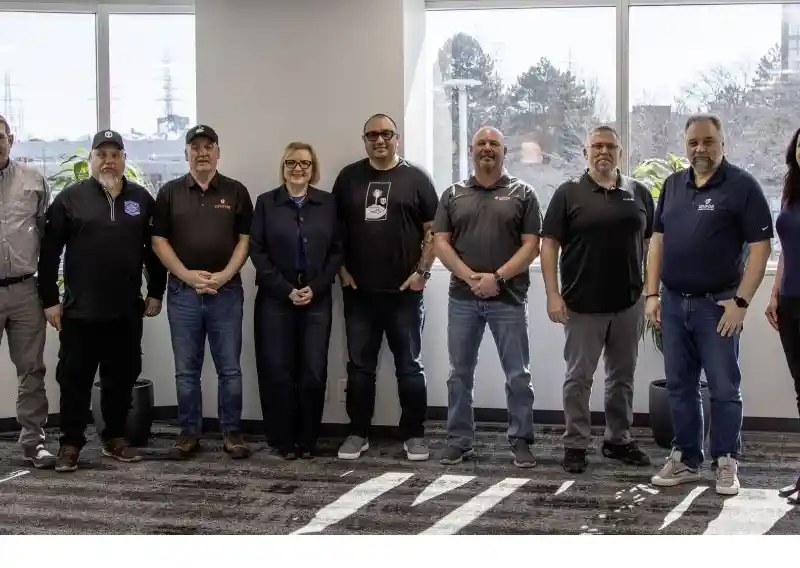 Les membres du comité exécutif du Conseil de la foresterie du syndicat Unifor