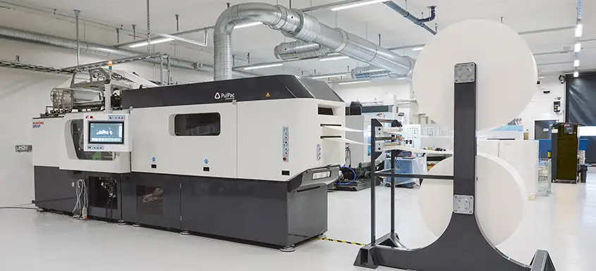 Machine Dry Molded Fiber de PulPac produisant des emballages en fibre à l’échelle industrielle